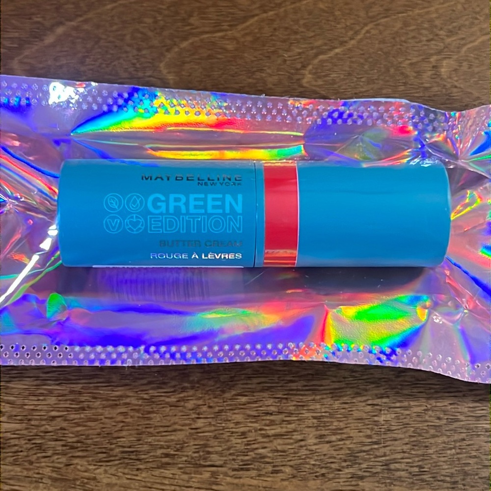 Maybelline New York Green Edition Lipstick